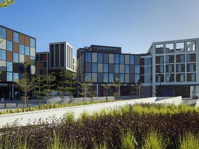 Hampton By Hilton Al Seef Hotel Dubai